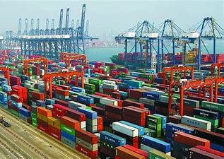 前11个月中国完成货运量475亿吨，同比增长13.5%